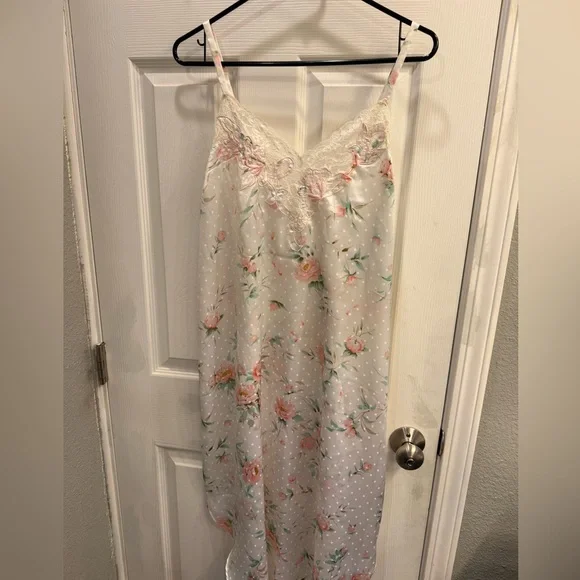 Lingerie 3 pcs NWT - Picture 3 of 12